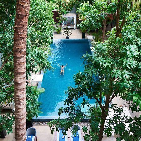 Blue Lime Phnom Penh Hotel Exterior foto