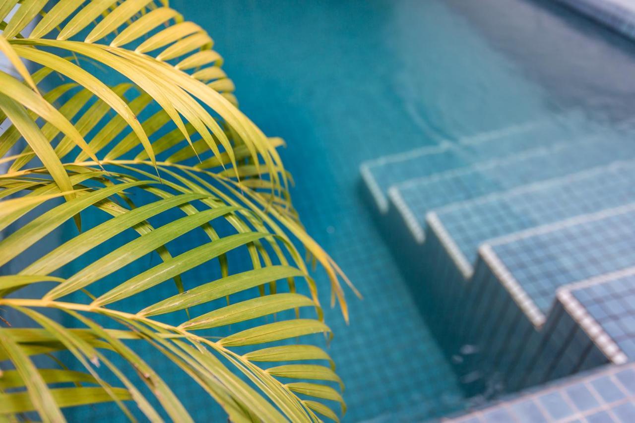 Blue Lime Phnom Penh Hotel Exterior foto